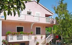 Apartments Ljilja In Privlaka, Near Sandy Beach